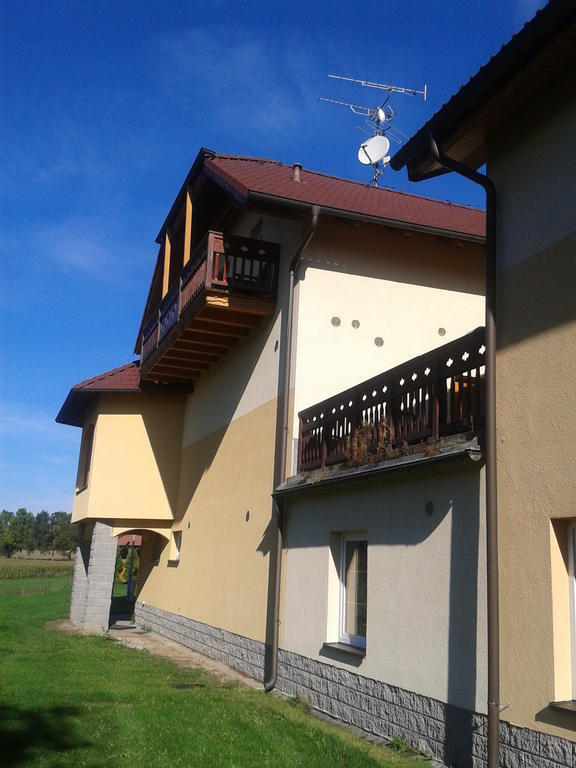 Penzion Stary Dvur Nove Dvory  Bagian luar foto