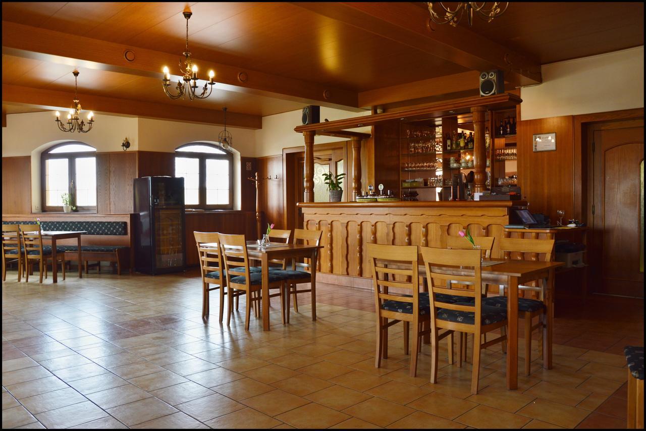Penzion Stary Dvur Nove Dvory  Bagian luar foto